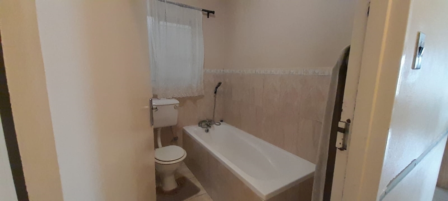 5 Bedroom Property for Sale in Onverwacht Western Cape